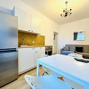 Małe Studio Przy Neptunie - Długa 54-55 Gdańsk